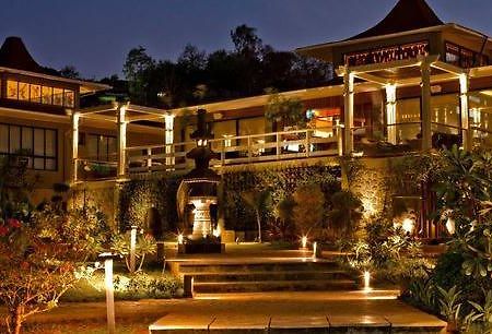 Ambrosia Resorts And Spa Poona Buitenkant foto